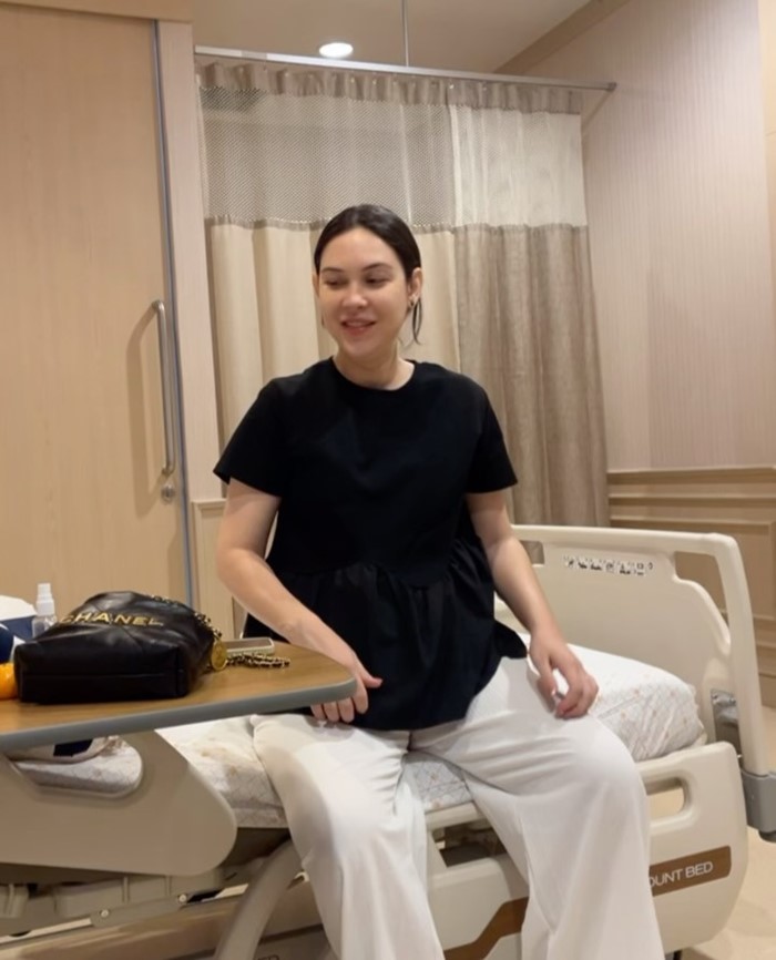  แมท ภีรนีย์ เปิดภาพคุณยายเตรียมทองรับขวัญหลาน