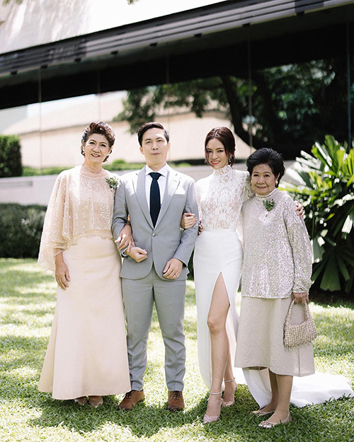 แพท วง Klear ชุดแต่งงาน