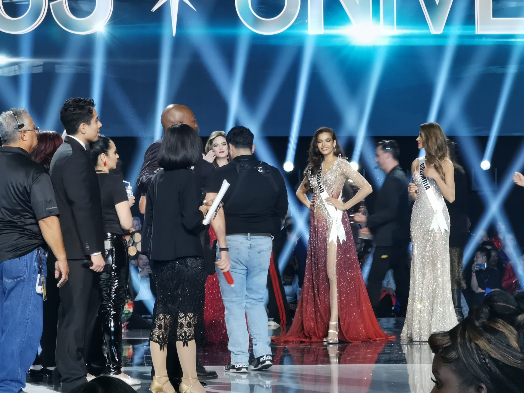 ฟ้าใส ปวีณสุดา ดรูอิ้น 