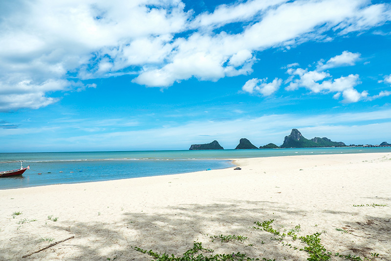 อ่าวน้อย ประจวบคีรีขันธ์ ที่เที่ยวหน้าร้อน 2569