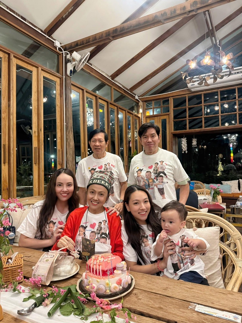 ครอบครัวบุญทอง