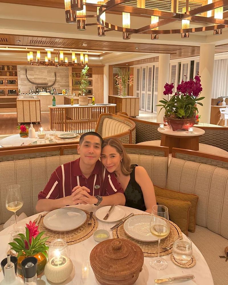 พลอย โต้ง 