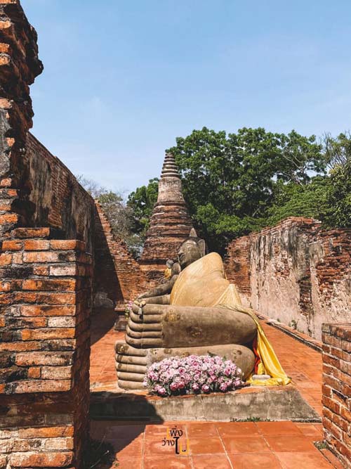 วัดพุทไธศวรรย์  