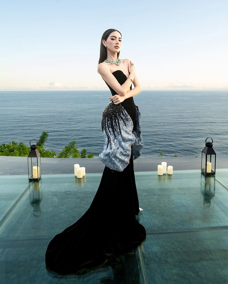 ใหม่ ดาวิกา