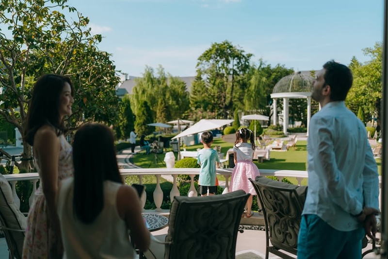 กวาง ฟ้ารุ่ง