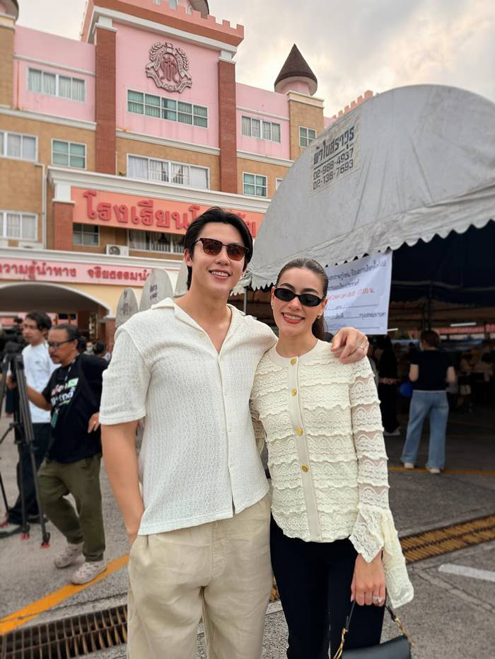 รวมดาราไปเลือกตั้ง