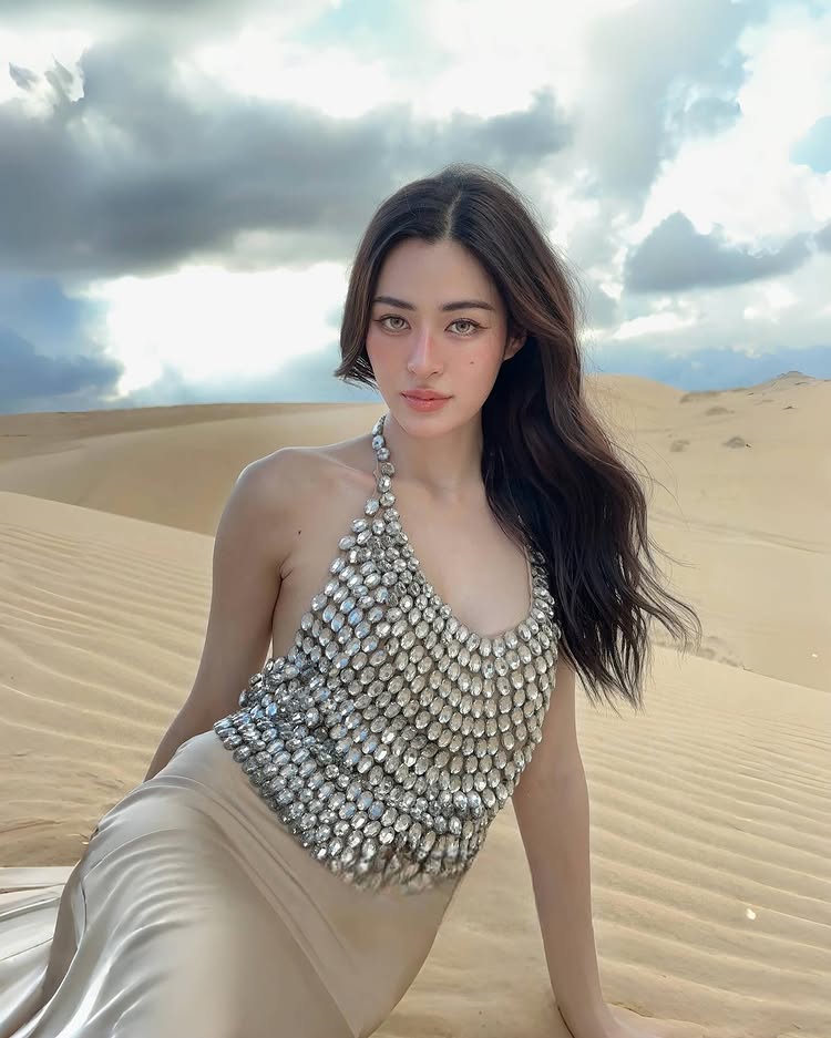 หลิงหลิง คอง แปลงโฉมเป็นนางสงกรานต์