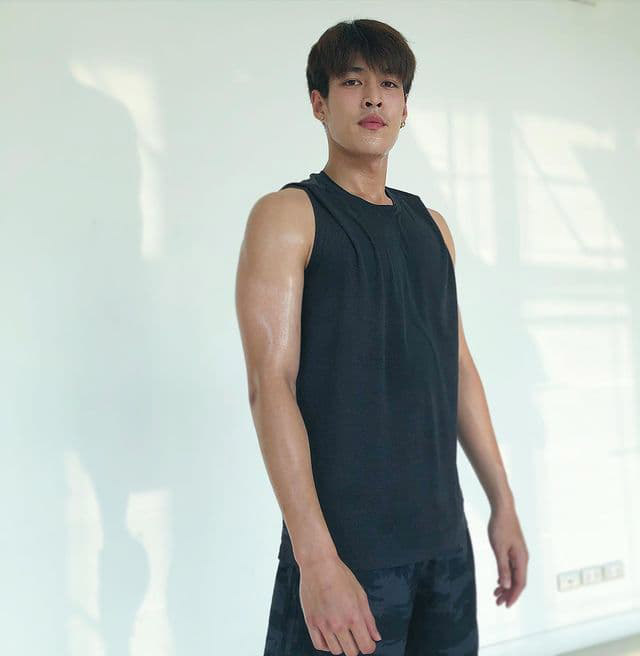 กระทิง ขุนณรงค์