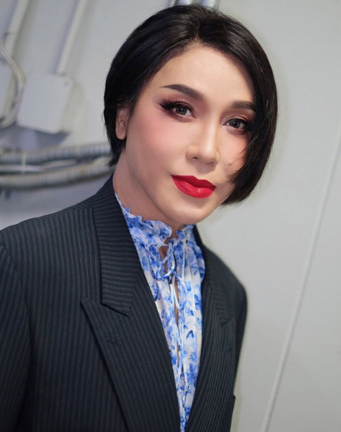 มัม ลาโคนิคส์