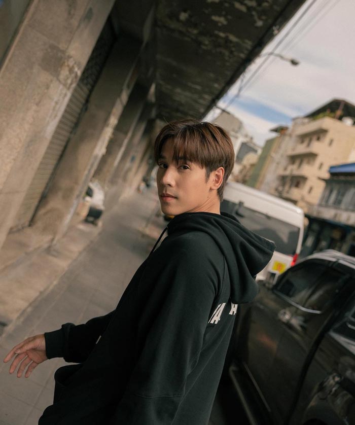 เจษ เจษฎ์พิพัฒ