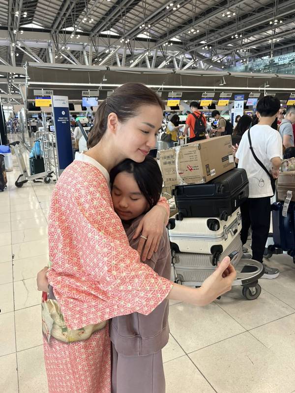 ต่าย ชุติมา มาส่ง น้องพิพิม