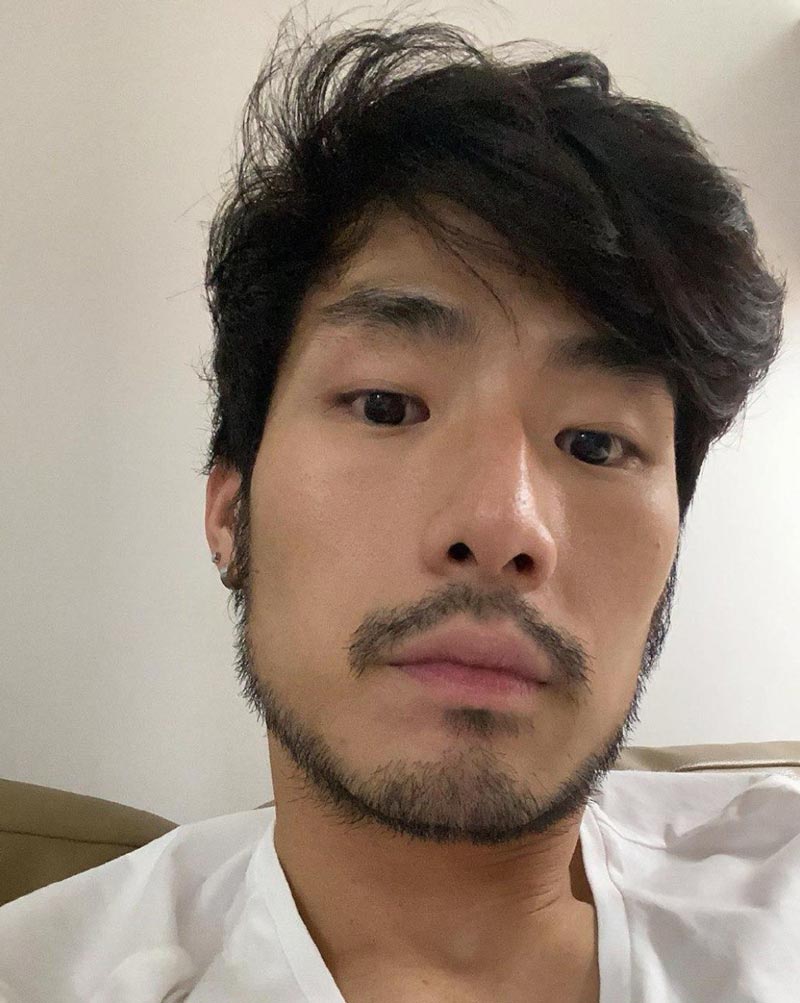 ดาราไว้หนวด