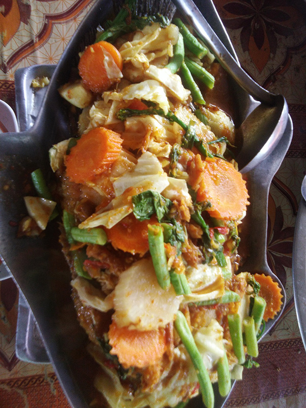 ร้านอาหารมุกดาหาร