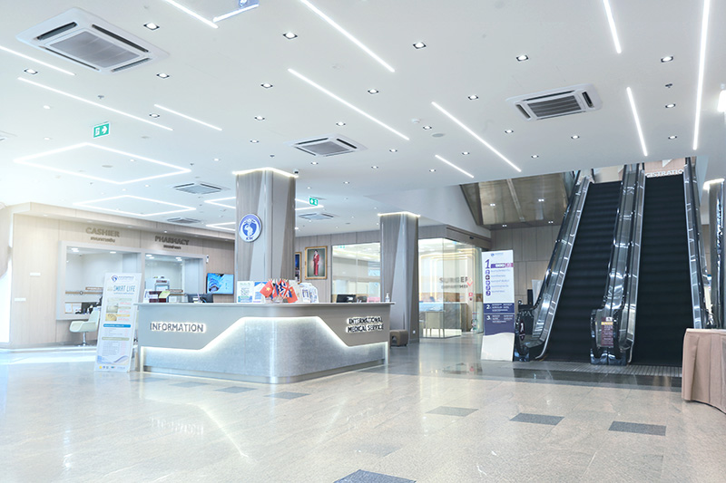 คุณพีท กันตพร หาญพาณิชย์ กรรมการผู้จัดการฝ่ายการตลาดเครือโรงพยาบาลบางกอก เชน ฮอสปิทอล (BCH)