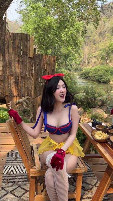 เบียร์ เดอะวอยซ์ แปลงโฉมเป็นสโนว์ไวท์ เวอร์ชั่นเซ็กซี่