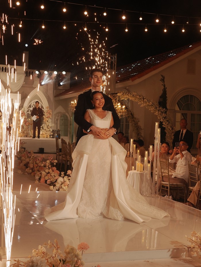 พู่กัน อินฟลูฯ สาว แต่งแล้วกับนายแบบหล่อปัง รุสลัน 