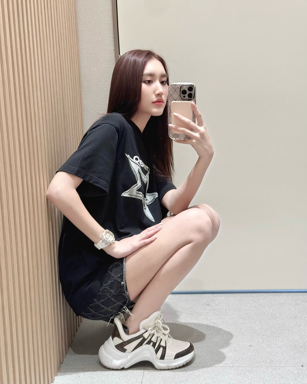 เบส รักษ์วนีย์ รับเหนื่อยใช้หนี้แทนพ่อ 20 ล้าน จากนี้ถ้ามีอีก ขอไม่เกี่ยว