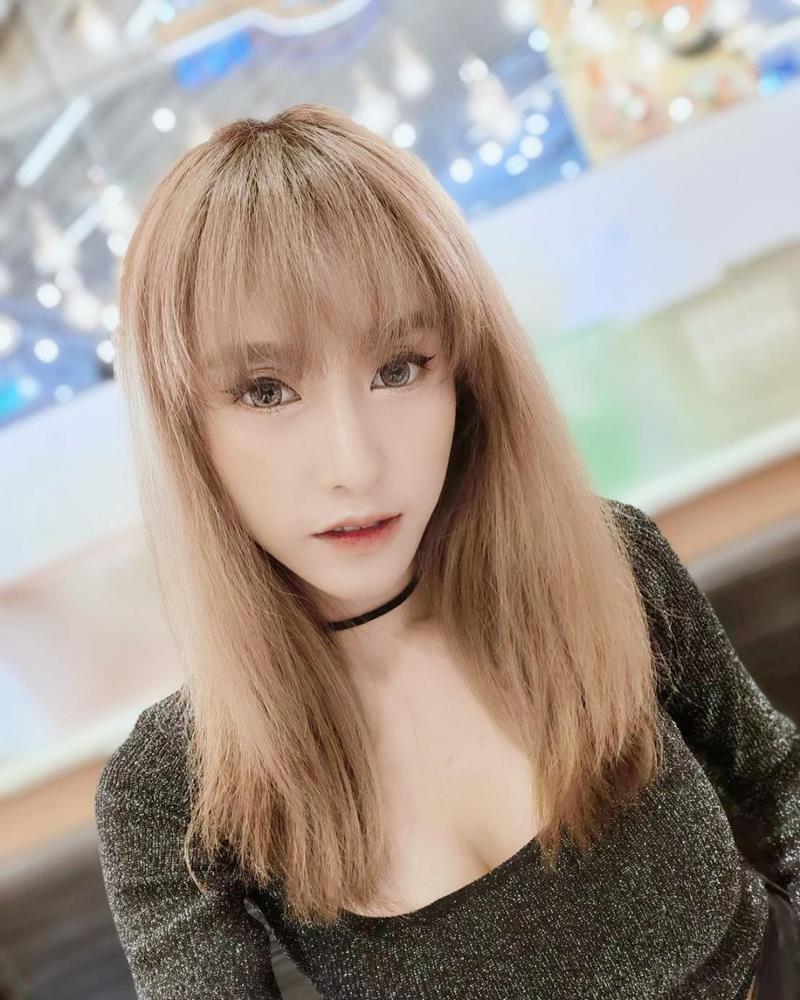 แพร วรภร 