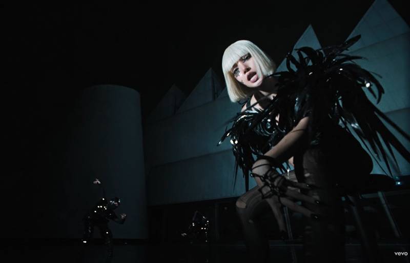 เพลงใหม่ ลิซ่า 