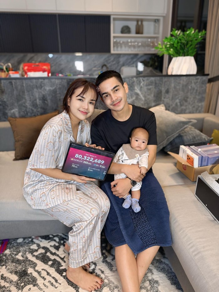  เจนนี่ ได้หมดถ้าสดชื่น  ไลฟ์ทุบสถิติ 100 ล้าน ใน 9 ชม.