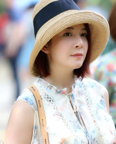 หนึ่ง จักรวาล