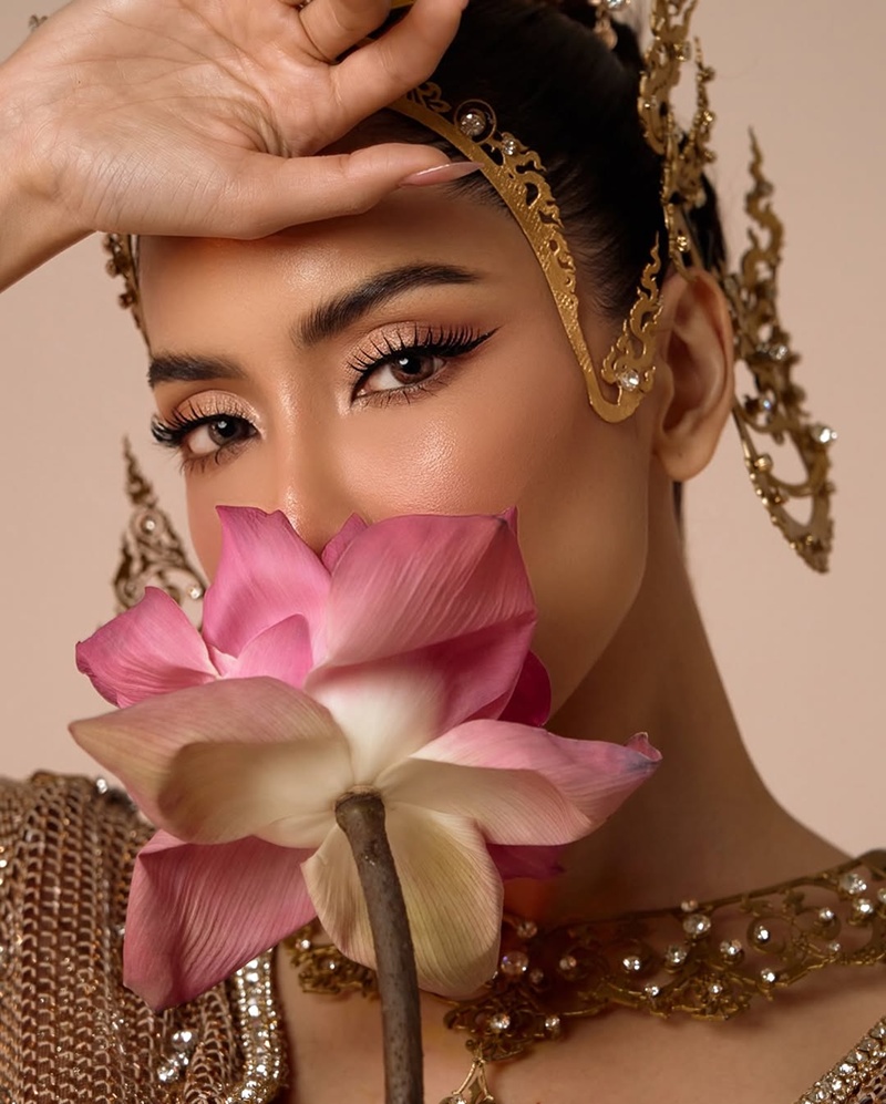 พิ้งกี้ สาวิกา