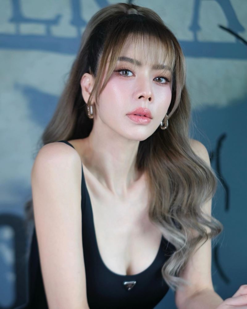 เอ๋ พรทิพย์ หน้าใหม่