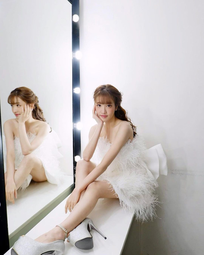 แกรนด์ เดอะสตาร์