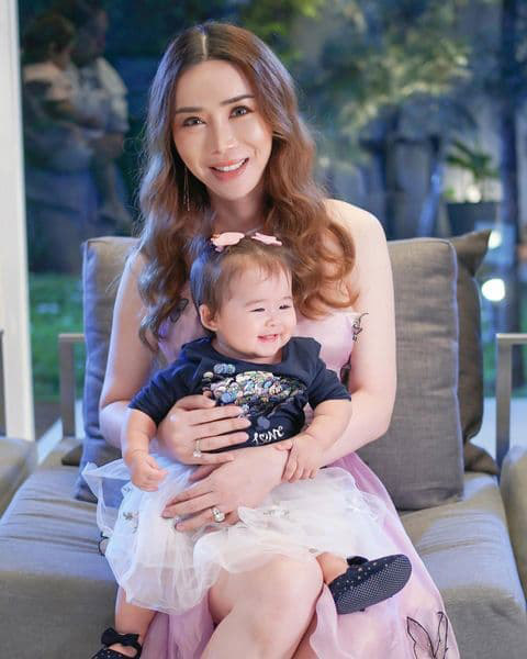 แอน จักรพงษ์ ประวัติ