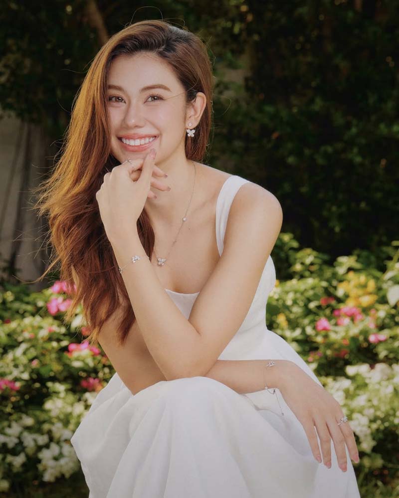 ลีน่า ลลินา ชูเอ็ทท์ ประวัติ