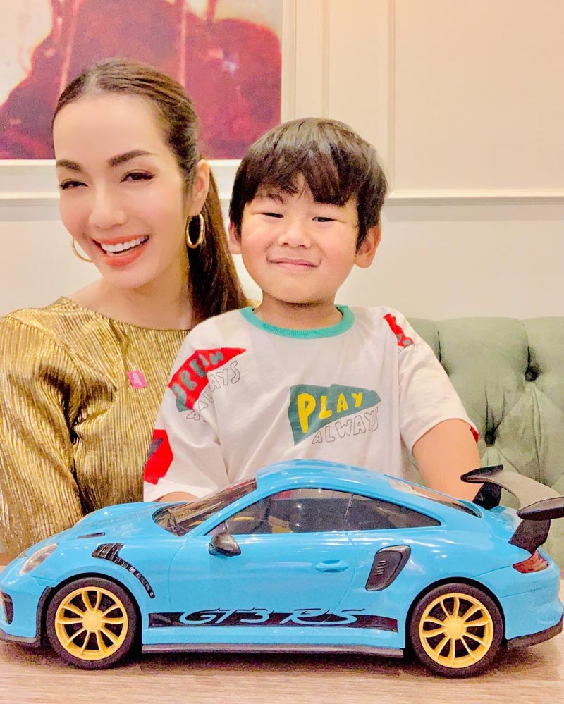 อ๋อม สกาวใจ