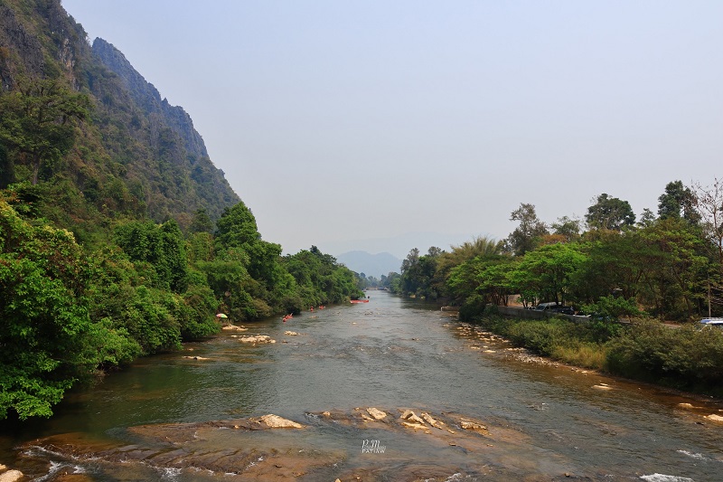 เที่ยววังเวียง ลาว