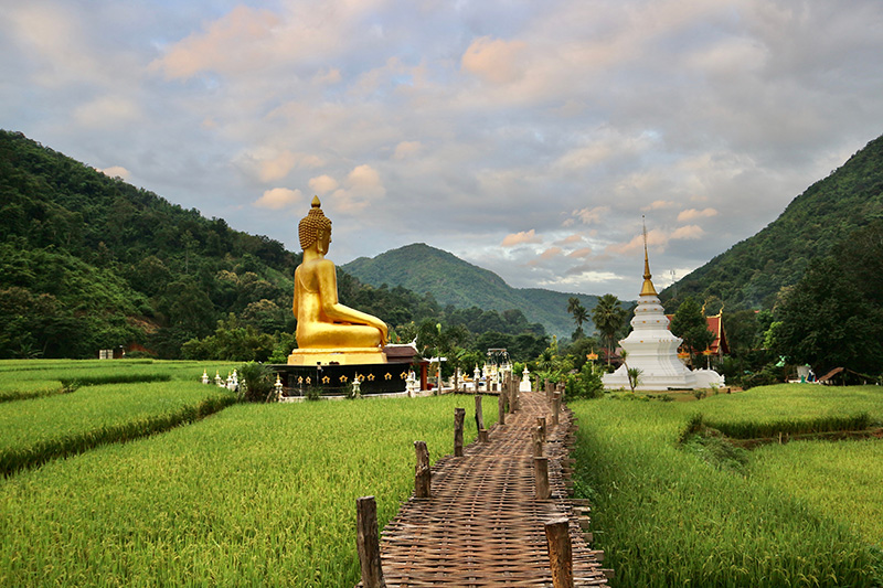 บ้านนาคูหา ที่เที่ยวหน้าร้อนภาคเหนือ