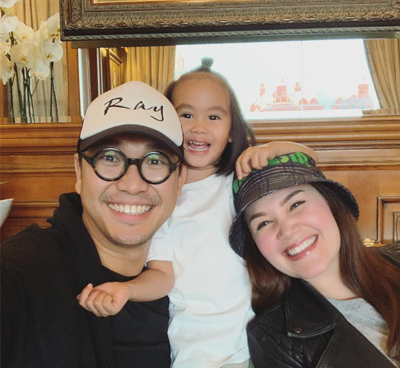 หมอ ฉัตรอดุลย์ สามี ทาทา ยัง 