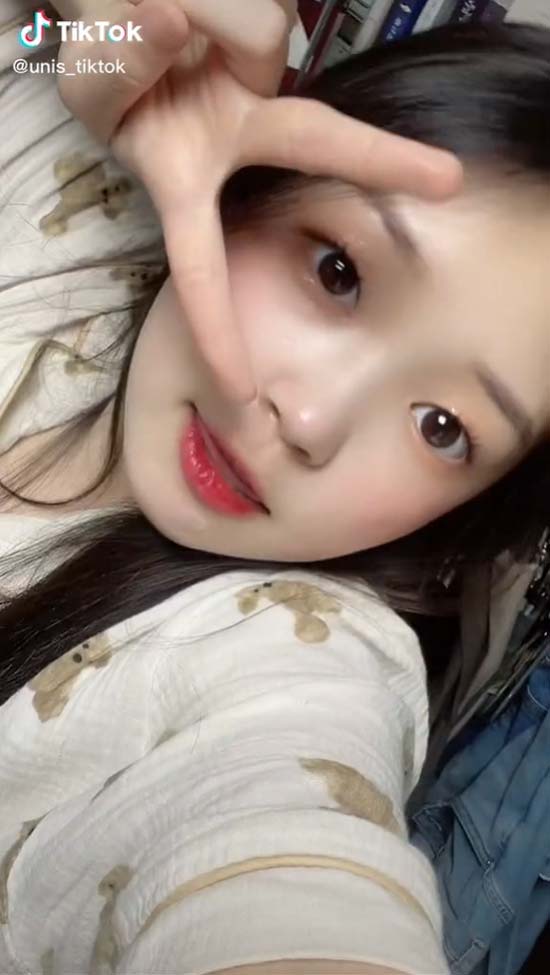 นักแสดงสาวหน้าเด็ก