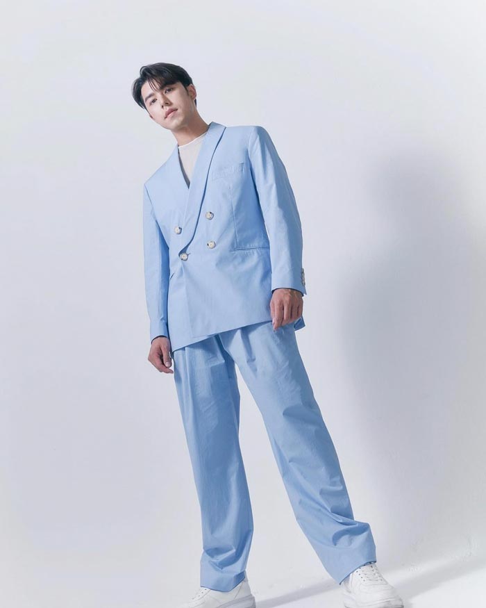 นาย ณภัทร