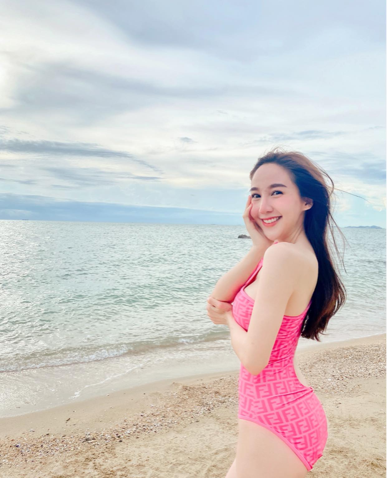 มิ้นต์ ณัฐธิดา