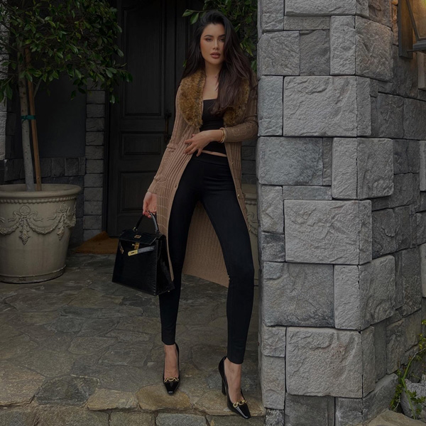 บ้าน ปู ไปรยา ที่อเมริกา ประตู