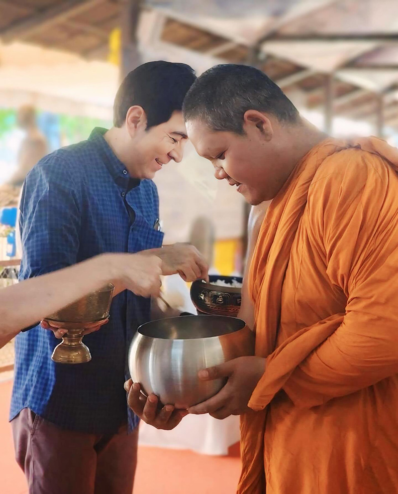 แซม ยุรนันท์