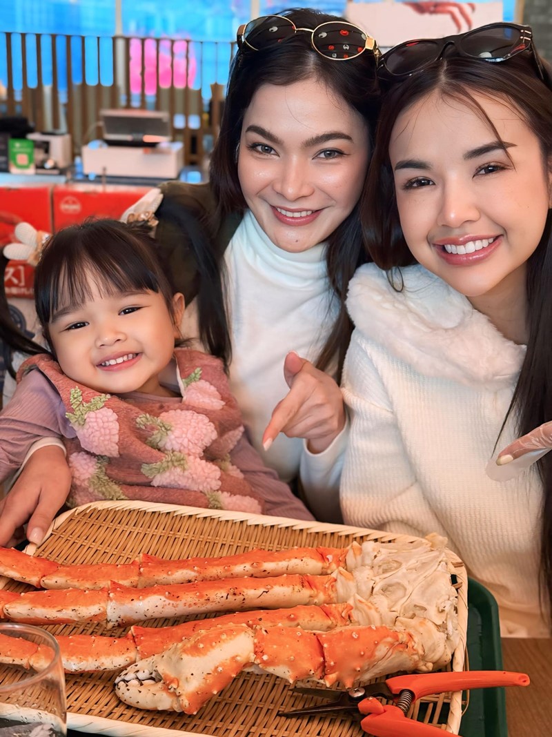 พี่สาวยิว ฉัตรมงคล เปิดใจ ถูก แม่เกตุ ขู่ให้เลิกเจนนี่ โต้ไม่ใช่การตลาด 