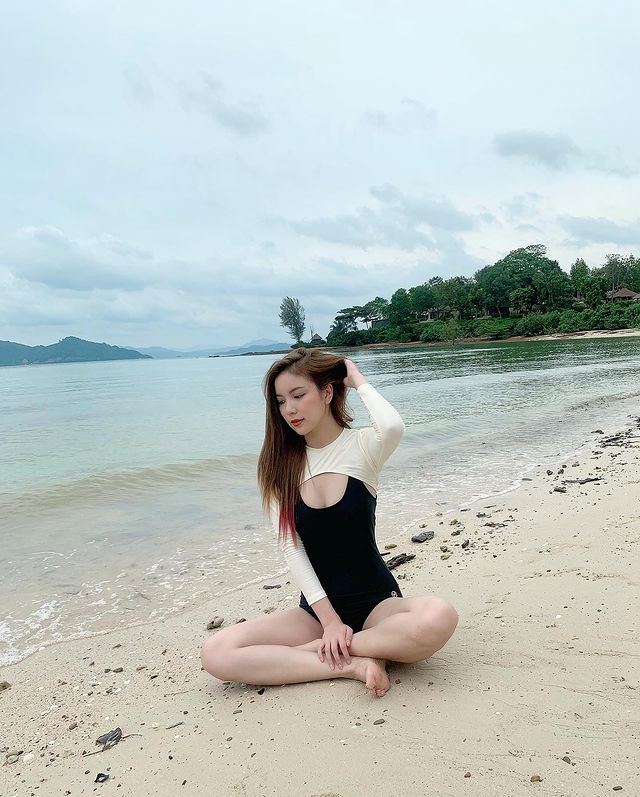 มุก วรนิษฐ์