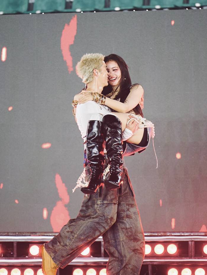 อาเล็ก ธีรเดช -  โบว์ เมลดา