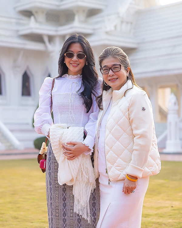 จินนี่ ยศสุดา