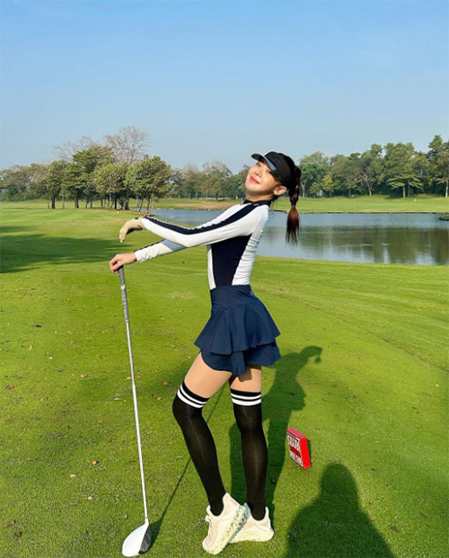 มายด์ ณภศศิ แฟชั่นชุดตีกอล์ฟ