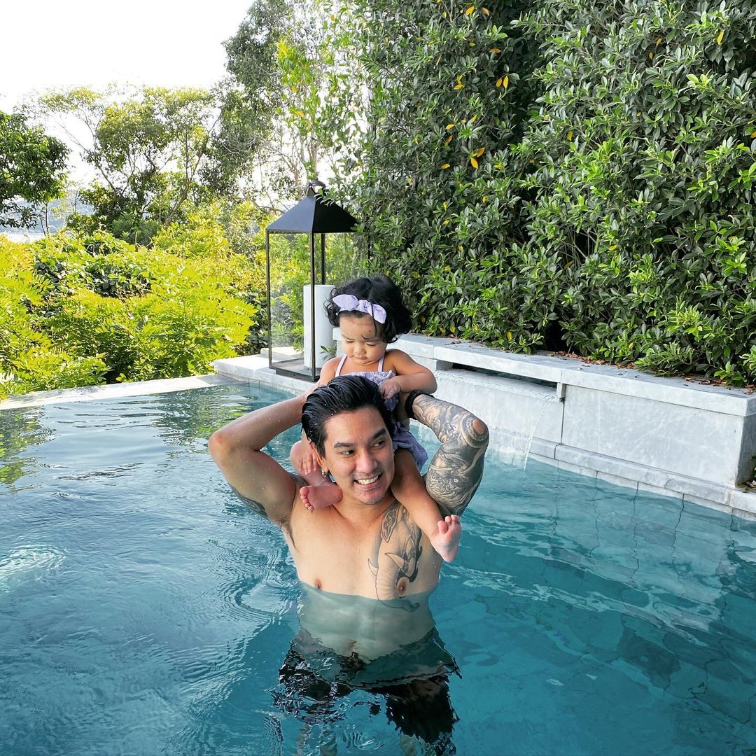 รอยสักดาราชาย