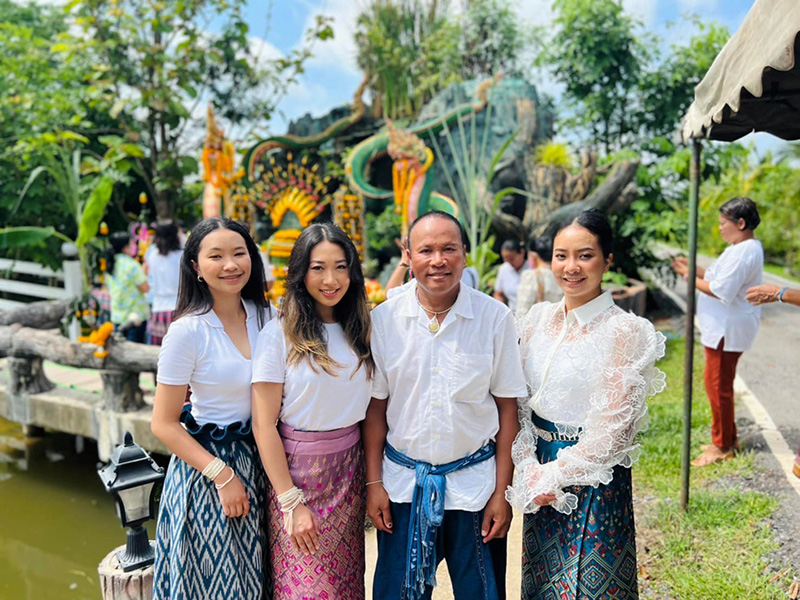 ไมค์ ภิรมย์พร และ ครอบครัว