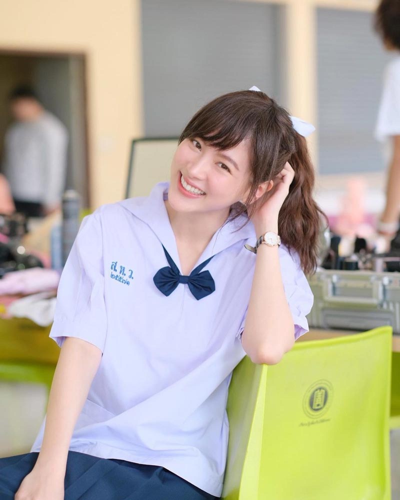 สาว คอซอง