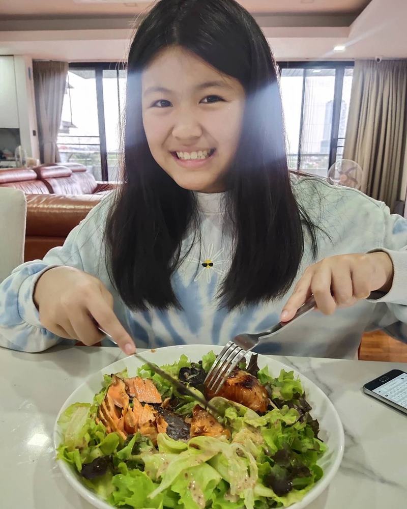 น้องณัชชา ลูกพ่อบ๊อบ