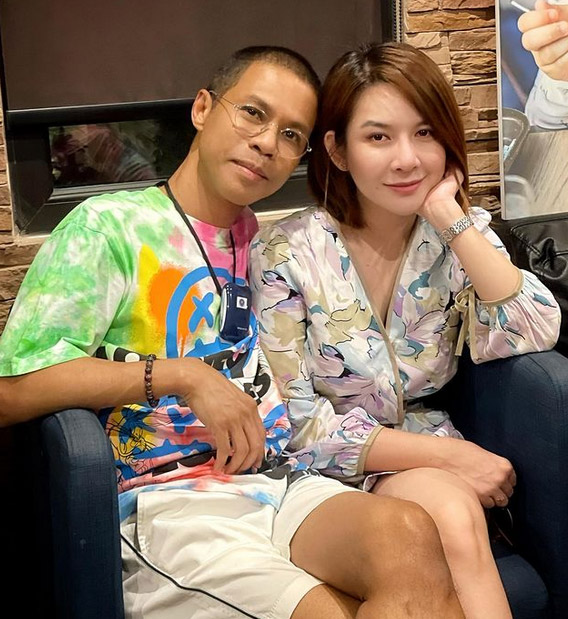 หนึ่ง จักรวาล