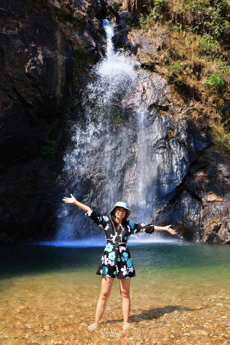 น้ำตกจ๊อกกระดิ่น อุทยานแห่งชาติทองผาภูมิ จ. กาญจนบุรี